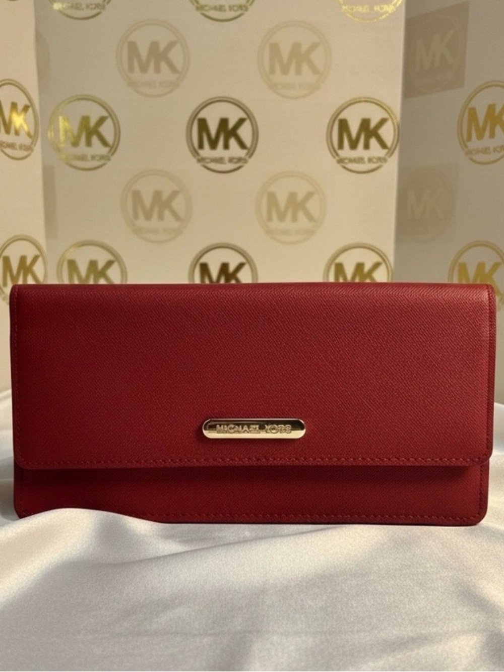 Michael Kors Red Saffiano Leather Slim Flat Wallet Clutch - Magnetic Closure